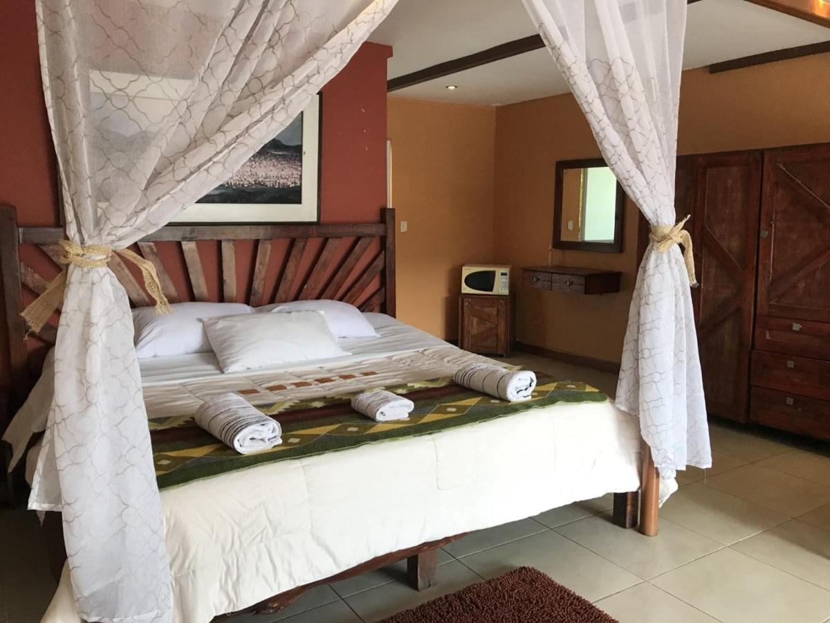 Nayon Xtreme Valley Hotel Quito Bagian luar foto