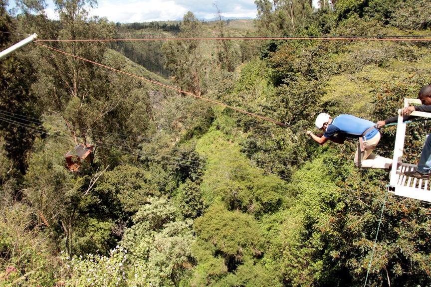 Nayon Xtreme Valley Hotel Quito Bagian luar foto