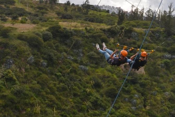 Nayon Xtreme Valley Hotel Quito Bagian luar foto