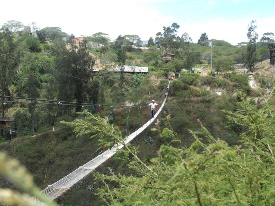 Nayon Xtreme Valley Hotel Quito Bagian luar foto