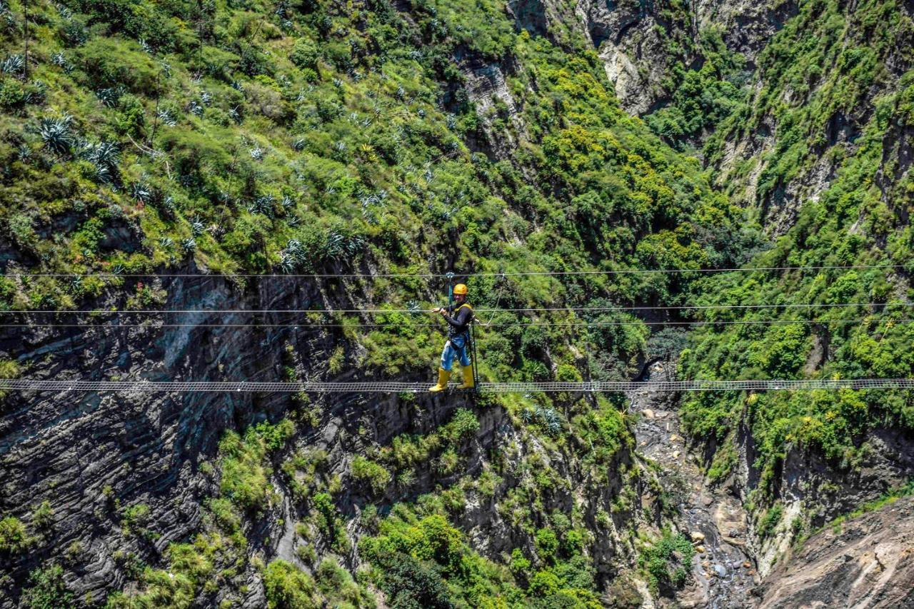 Nayon Xtreme Valley Hotel Quito Bagian luar foto